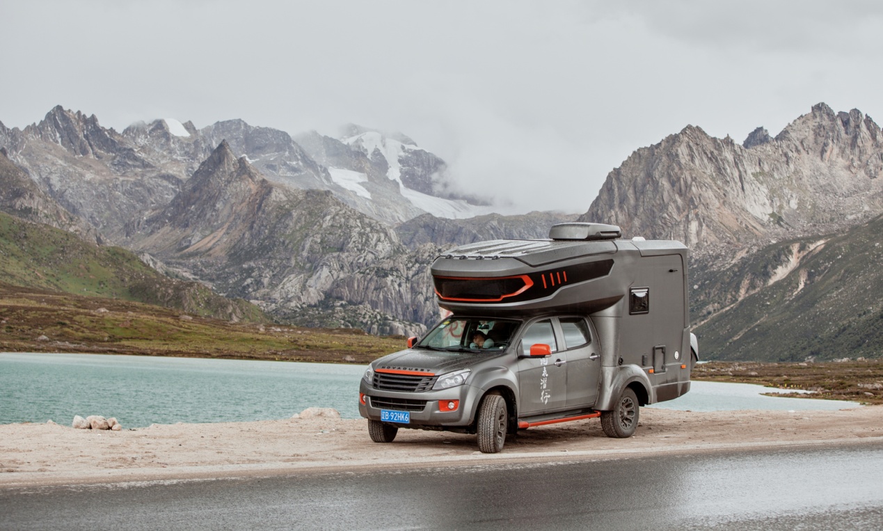 寻星房车nx585珠峰定制版上市售价4898万元