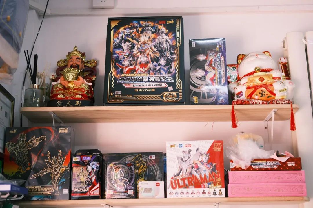 一张小卡片狂卖30亿，下一个潮玩大赛道开启了吗？